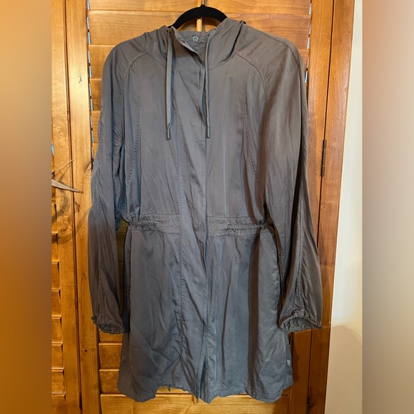 Lululemon City Stroll Trench Coat Sz 10 - Picture 7 of 14